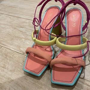 Arezzo sandals size 8